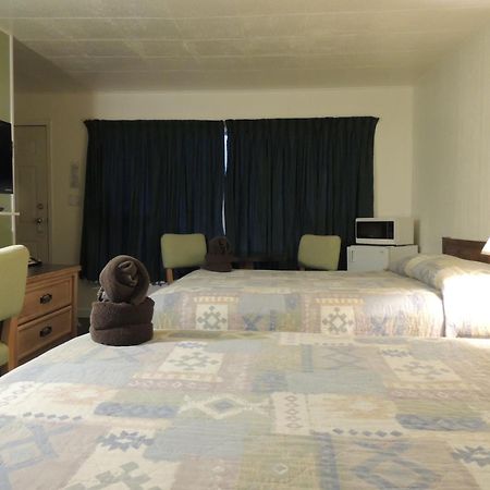 100 Mile Motel&RV Park 100 Mile House Kamer foto