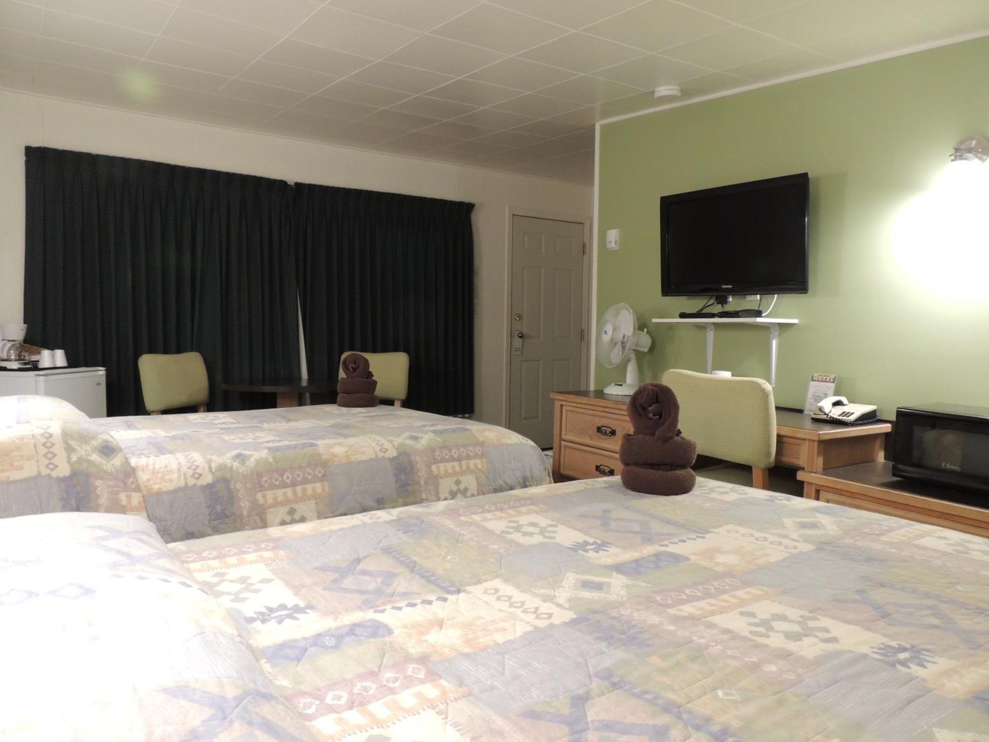 100 Mile Motel&RV Park 100 Mile House Kamer foto