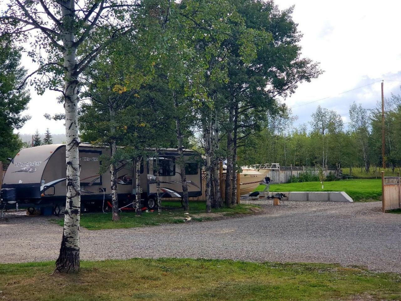 100 Mile Motel&RV Park 100 Mile House Buitenkant foto
